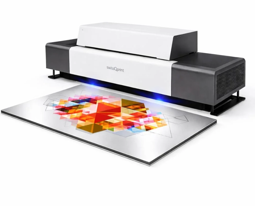 Kompozit panel yüzeyde UV baskı detay çekimi